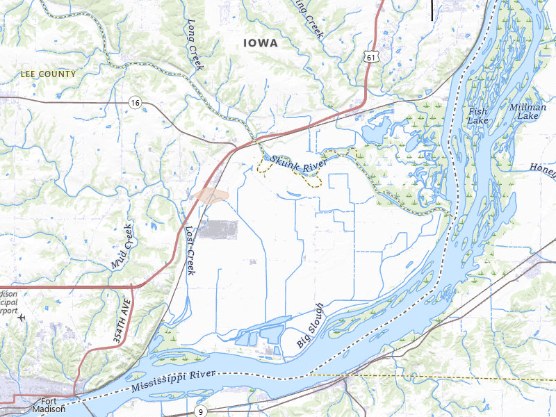 Radar-estimated hail-size map of the storm over Wever, IA on Apr 17, 2026